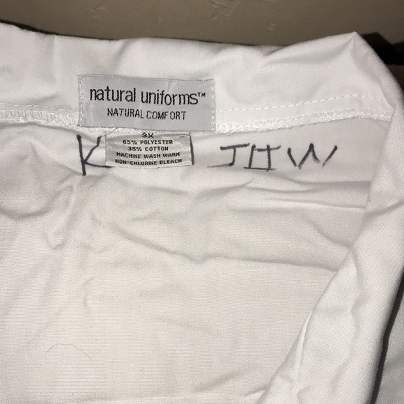 Natural uniforms 3X white lab coat 🥼 3 pockets 💕 - Picture 3 of 5